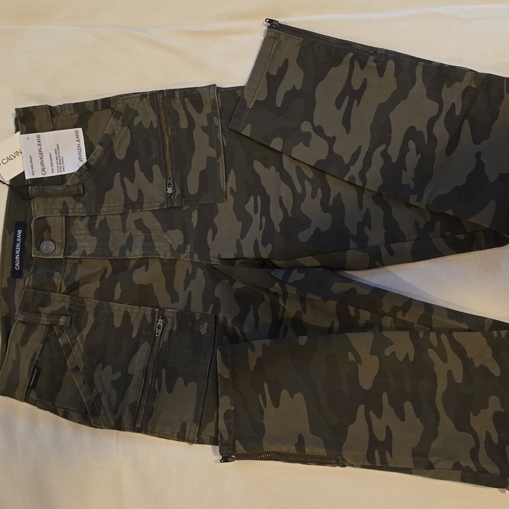 Calvin Klien Camo Ankle Jeans NWT